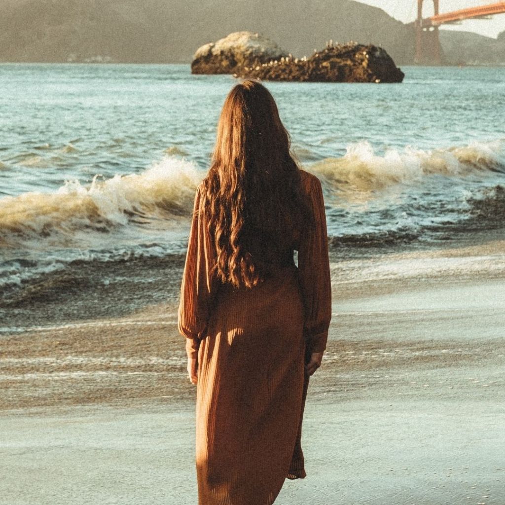 When To Walk Away From a Relationship That’s Not Serving You Anymore