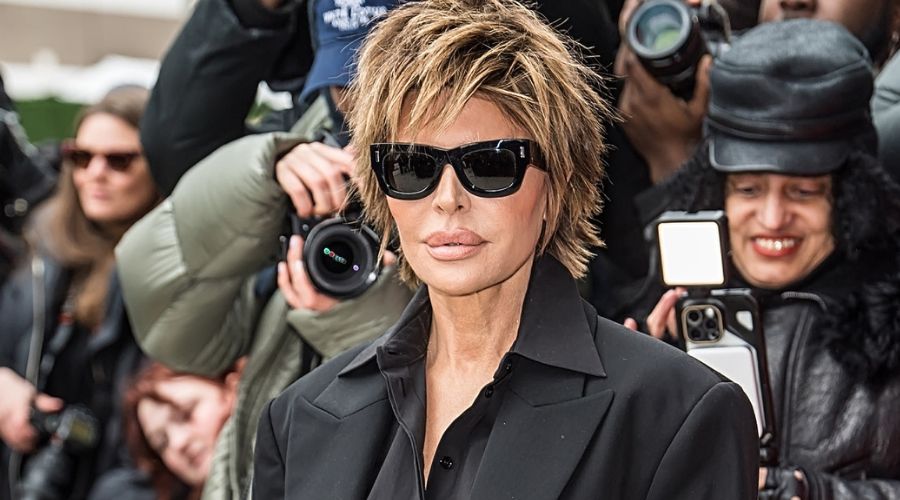 The Real Reason Lisa Rinna Left ‘The Real Housewives of Beverly Hills’