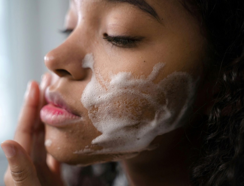 Why Your ‘Clean’ Beauty Products Might Be Causing Breakouts (and More Acne Tips)